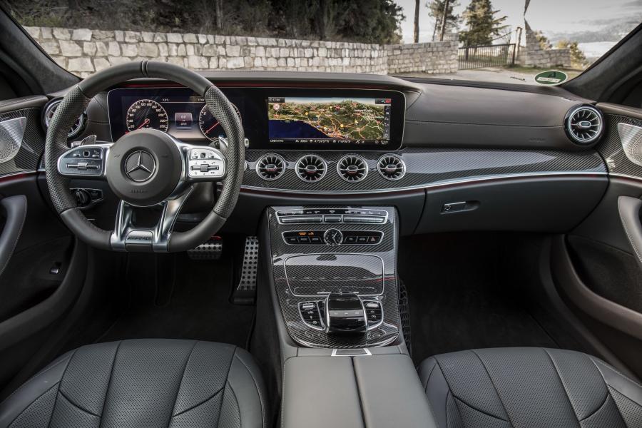Торпедо Mercedes-AMG CLS53 4Matic+ (C257) 2018 года  (WW) (фото 39 из 41)